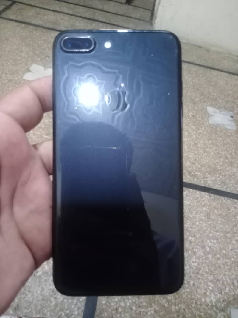 Apple iPhone 7 Plus 3