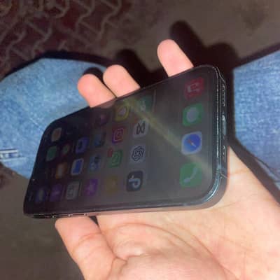 Apple iPhone 13 JV