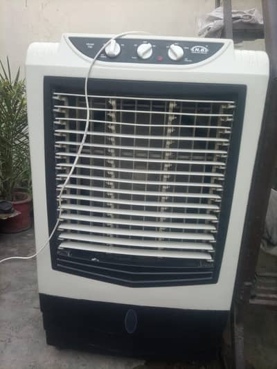 1 season use like new N B brand