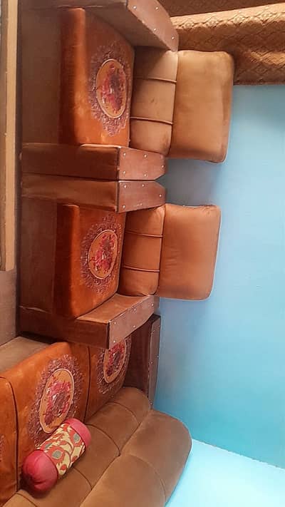 Sofa set 5 seater for sale