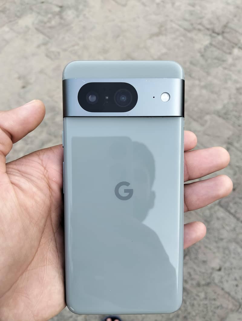 Google Pixel 8 3
