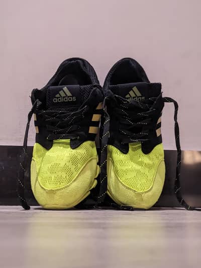 addidas Rs 2000
