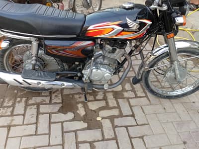 Honda 125 H 2022 model 2021 rijister Location jaranwala sirf call