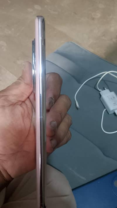 Infinix Zero 40 6 months warranty left