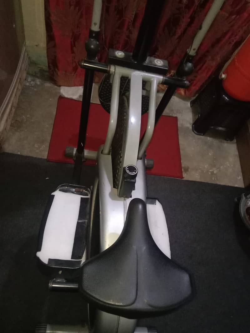 Cross trainer machine 2