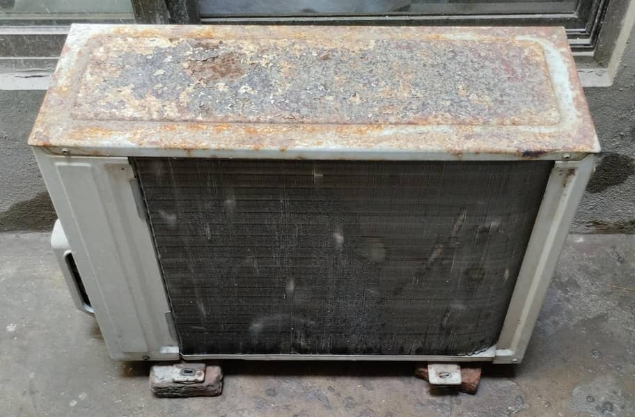 1 Ton Split Unit with Complete Copper Pipe 1