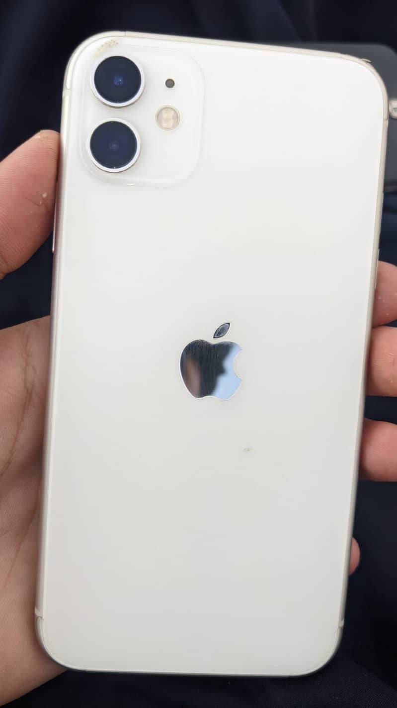 Apple iPhone 11 0