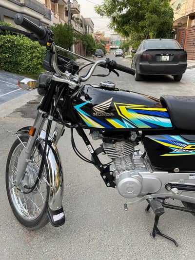 Honda CG 125 april 26 model