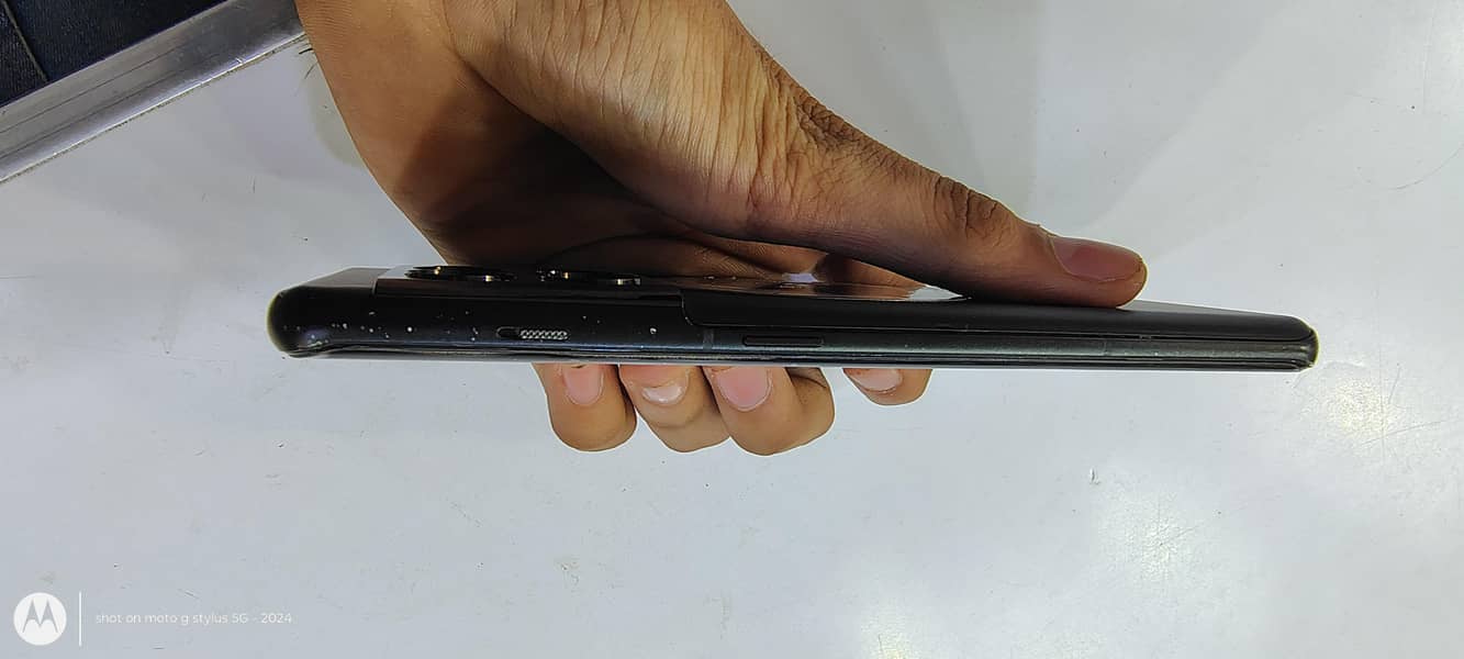 One Plus 10 Pro 8