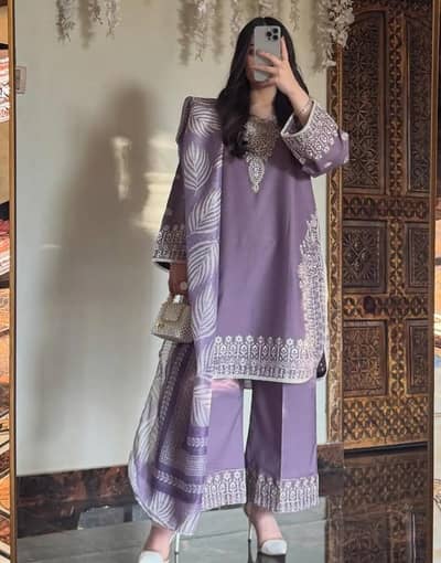 3 Pcs women stitched cotton lawn embroided suit
