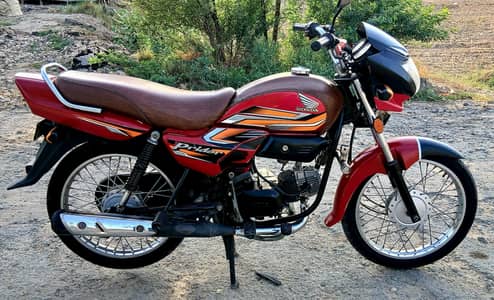 HONDA PRIDOR 2022/23 MODEL RED COLOUR NEW & LUSH CONDITION DG KHAN