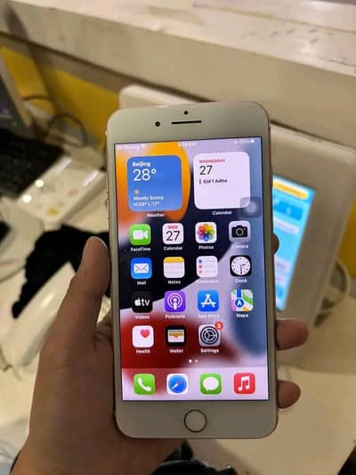 Iphone 7plus PTA approved 128gb My Whatsapp number 0320-19-06-573