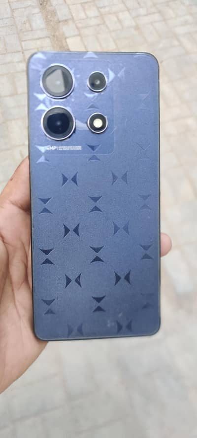 Infinix Note 30