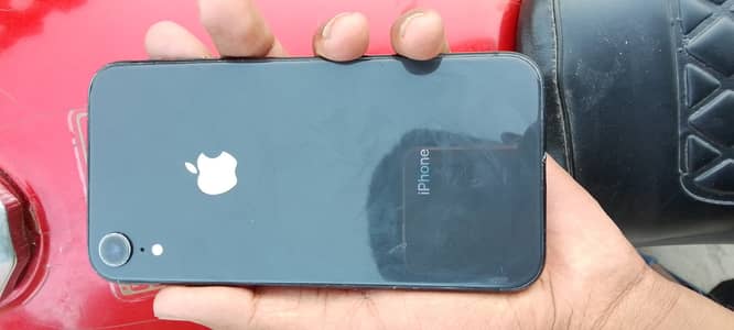 Apple iPhone XR
