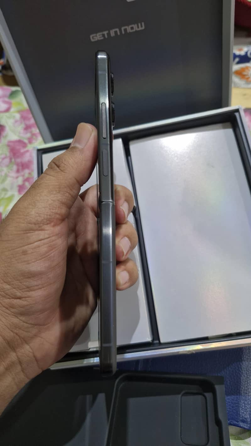 Infinix Zero Flip 6
