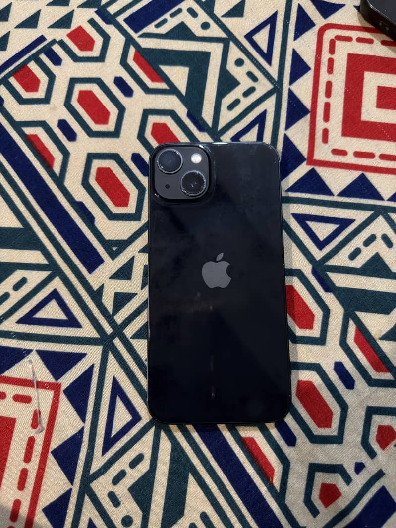 Apple iPhone 13 0