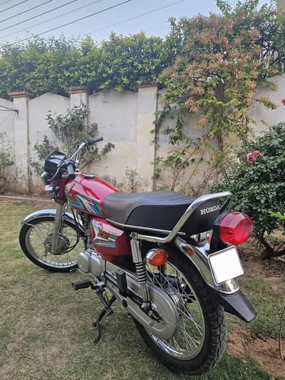 Honda CG 125 2023