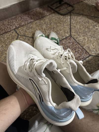 Anta runny shoes