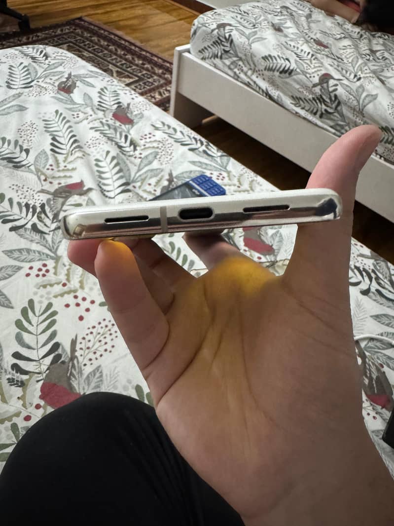 Google Pixel 8 Pro 1