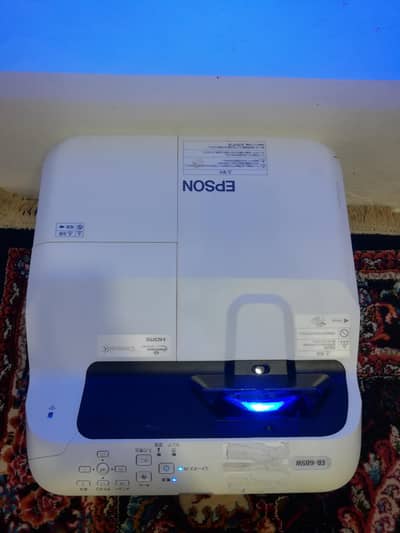 EB-685W