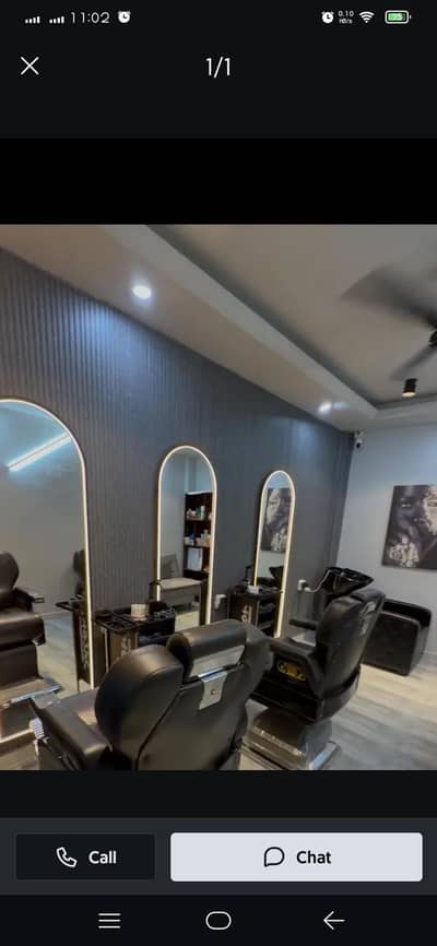barber cutting shave required