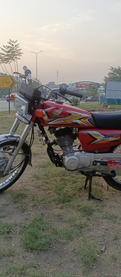 Honda CG 125- 2019 Model Totally Genuine