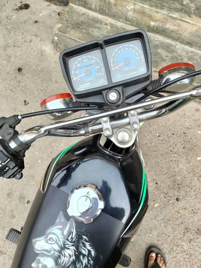 Honda 125 CG 2012 model Lahore number
