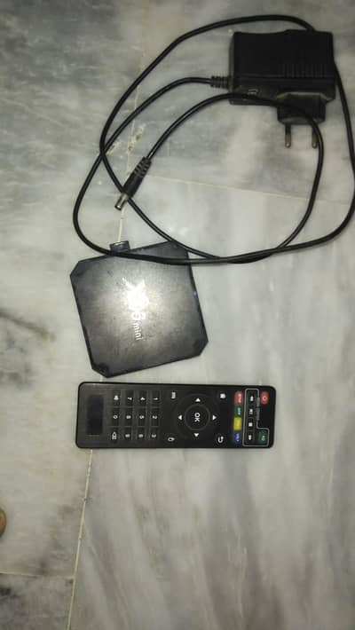 Android TV box with remote