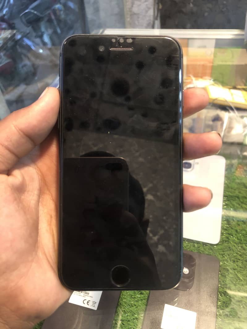Apple iPhone 8 2