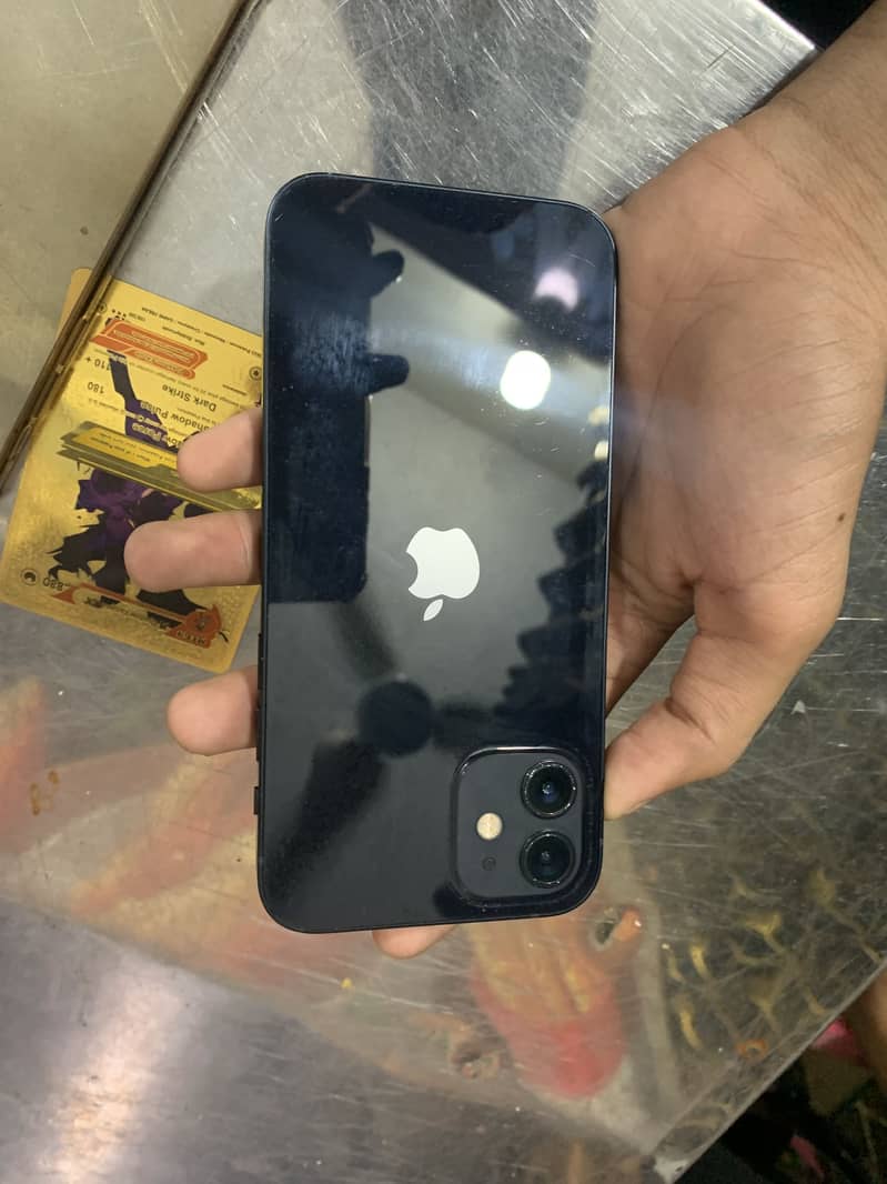 Apple iPhone 12 2