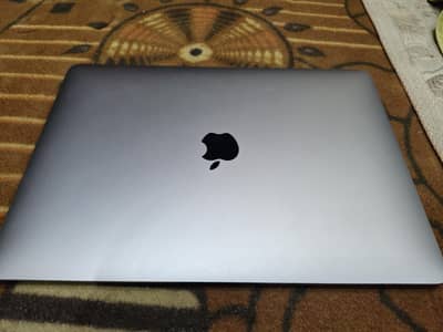 MacBook Air 2018 16/256