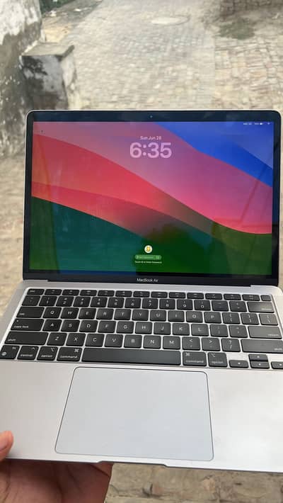 Macbook air m1 2020 brand new