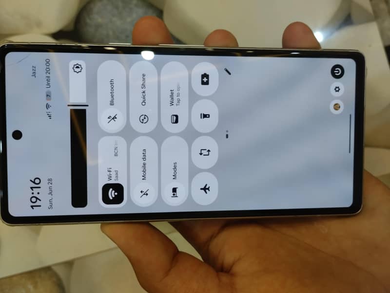 Google Pixel 7a 5