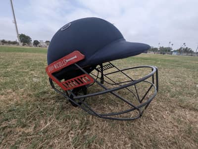 Gray Nicolls Helmet