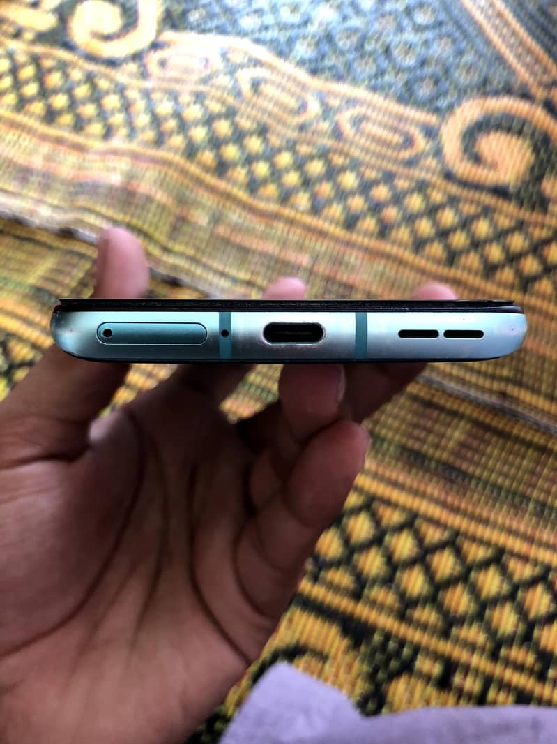 One Plus 8T 3