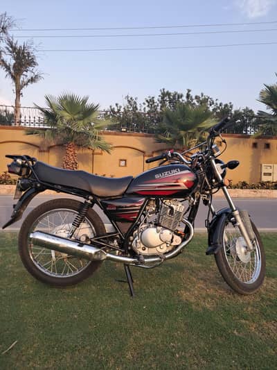 Suzuki GS 150 Black – Mint Condition – Low Mileage (6,460 km)