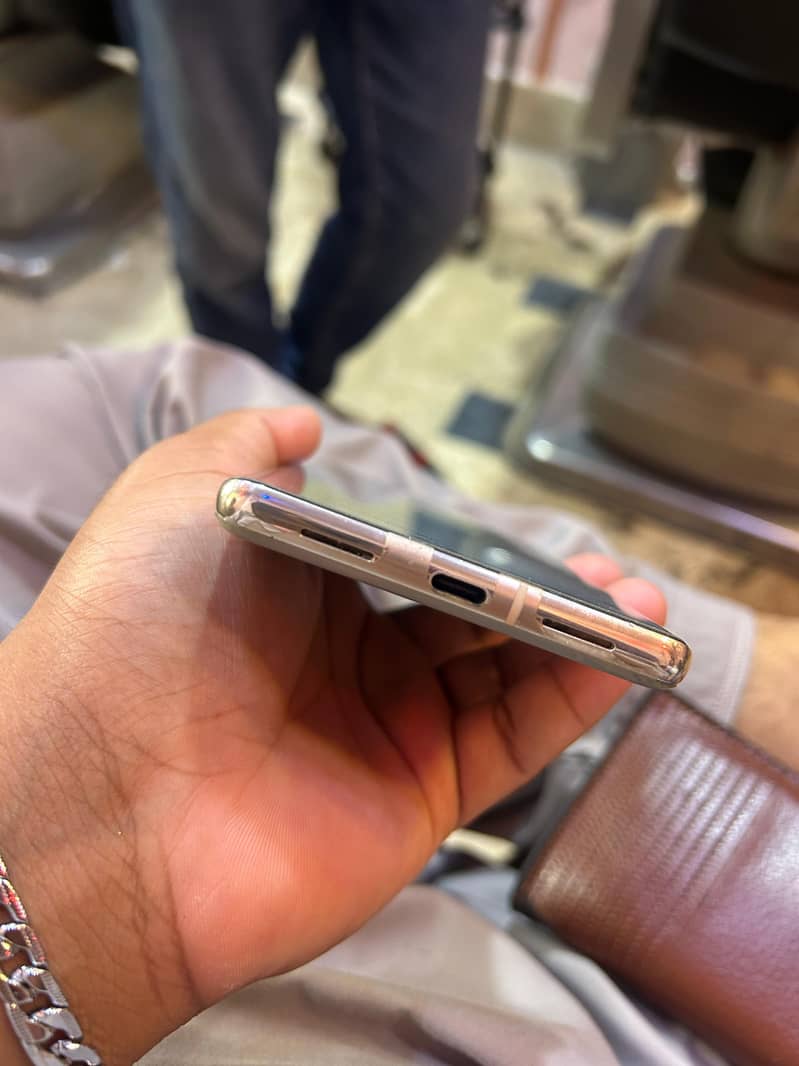 Google Pixel 7 Pro 4