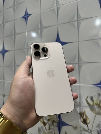 Apple iPhone 16 Pro Max