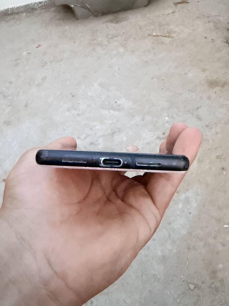 Google Pixel 6 4