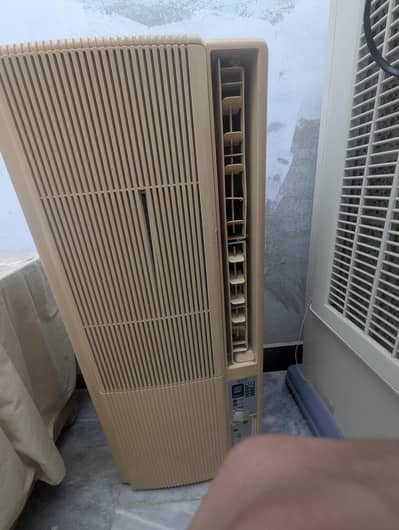 window AC