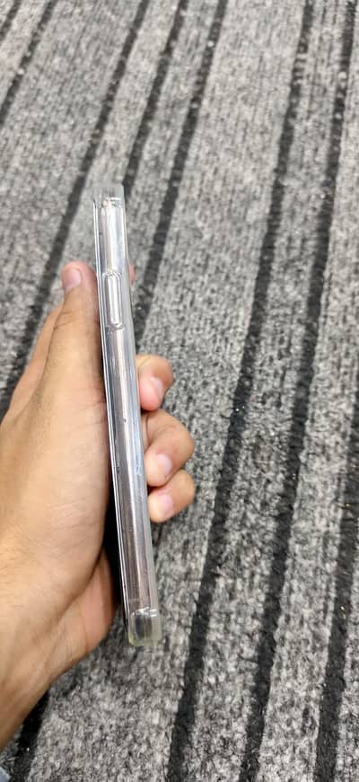 I phone 11 pro max dual approved