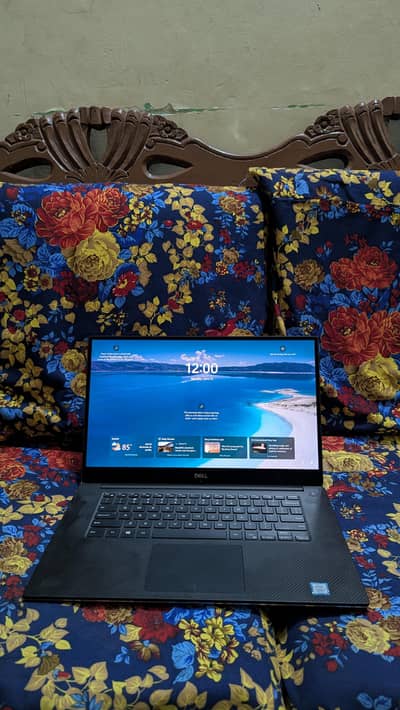 Dell precision 5530 with dedicated 4gb graphics card