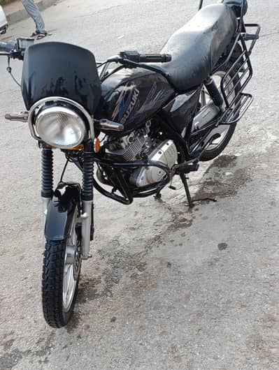Suzuki gs150se