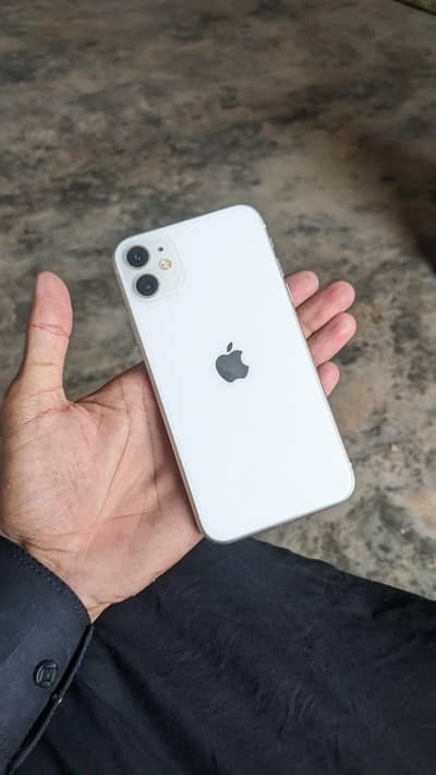 iphone 11 Exchange offer available