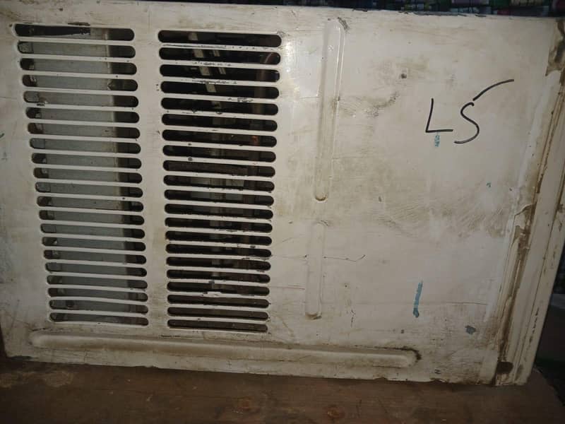 window ac 2