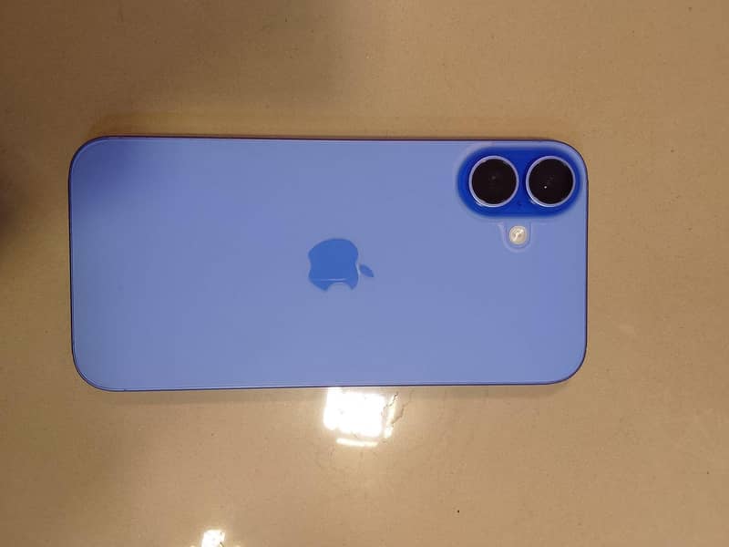 Apple iPhone 16 Plus 1