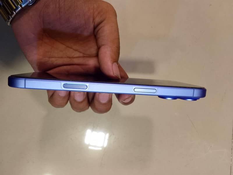 Apple iPhone 16 Plus 5