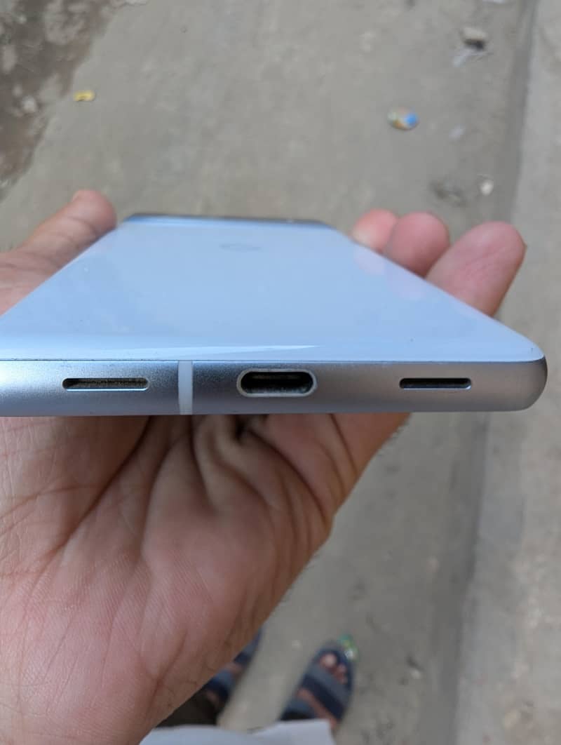 Google Pixel 7a 3