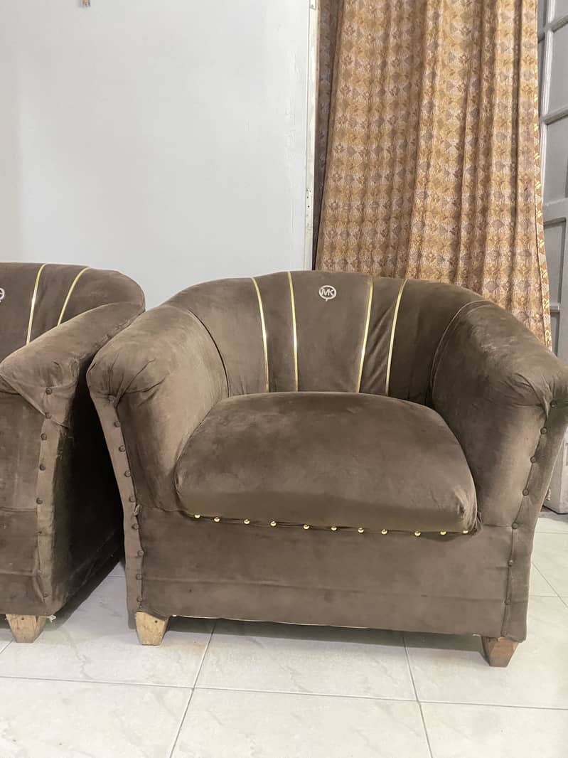 Sofa set 7 seater 4