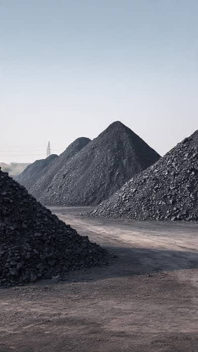 Patar Koyla / Industrial Black Coal - Bulk in Faisalabad